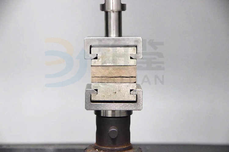 人造板內(nèi)結(jié)合強(qiáng)度試驗(yàn)后 人造板內(nèi)結(jié)合強(qiáng)度試驗(yàn)后